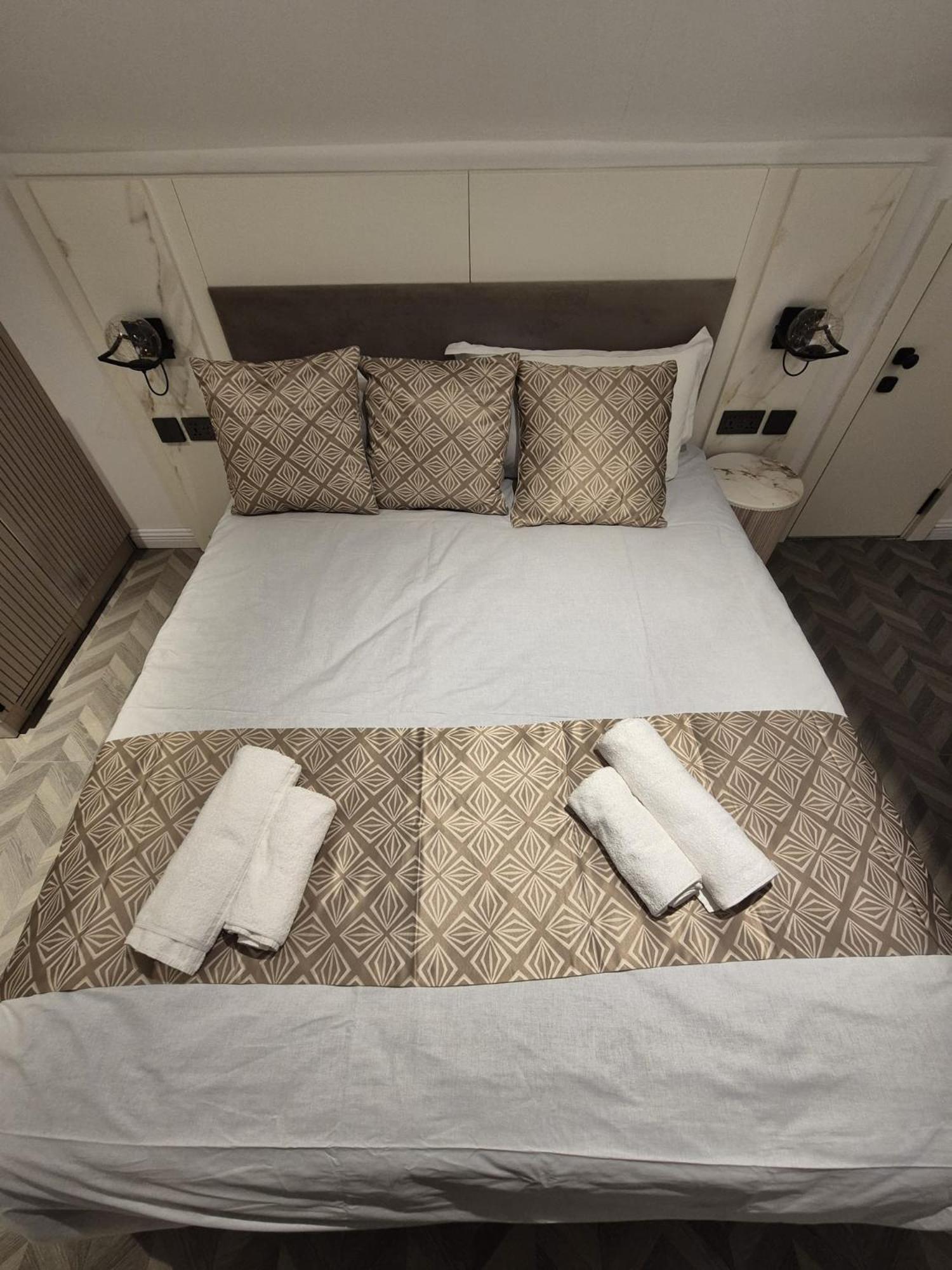 Rosemay Hotel Near London Heathrow Airport Hayes  Εξωτερικό φωτογραφία